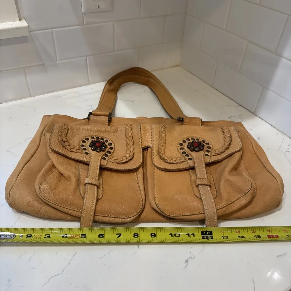 Innue Italian Genuine Tan  Leather Handbag - Picture 2 of 6